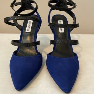 Steve Madden Blue Suede Pumps